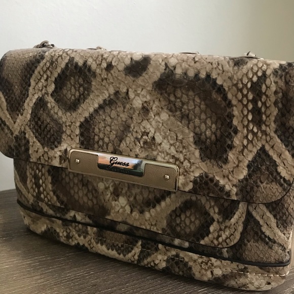 Guess bag - Picture 7 of 8